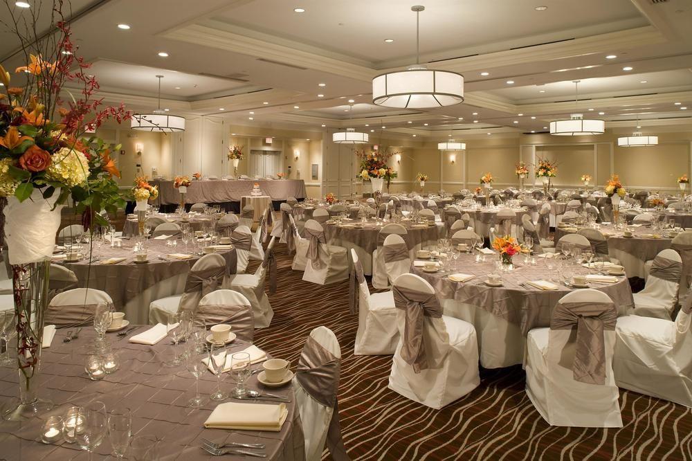 Graduate By Hilton Iowa City Esterno foto