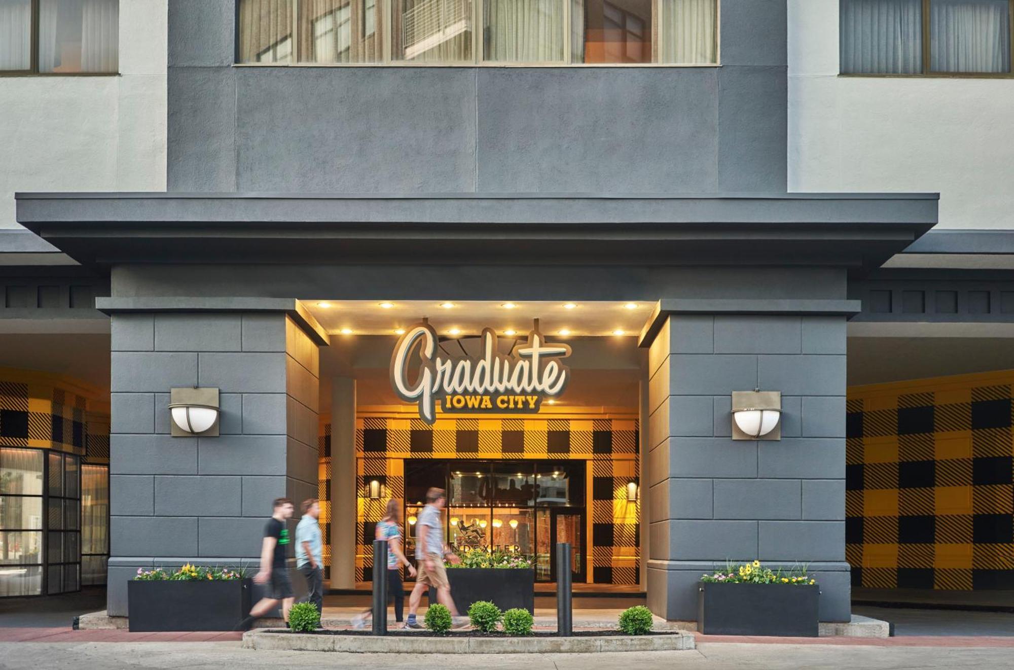 Graduate By Hilton Iowa City Esterno foto